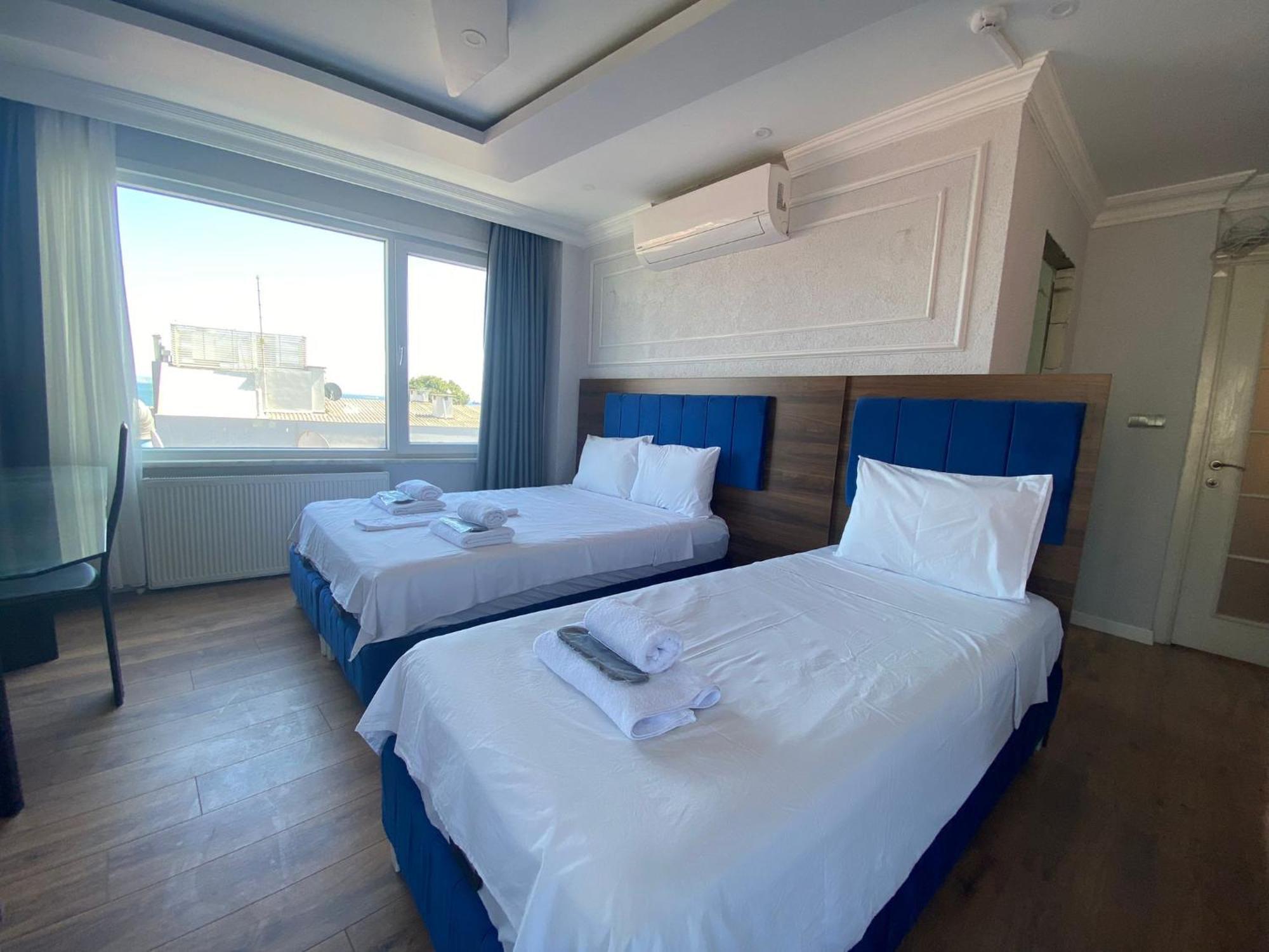 Aruna Hotel 4*