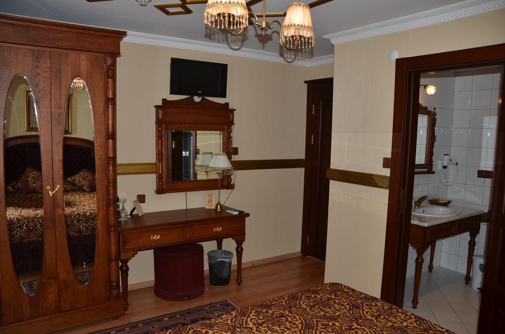 Hotel Aruna 4*